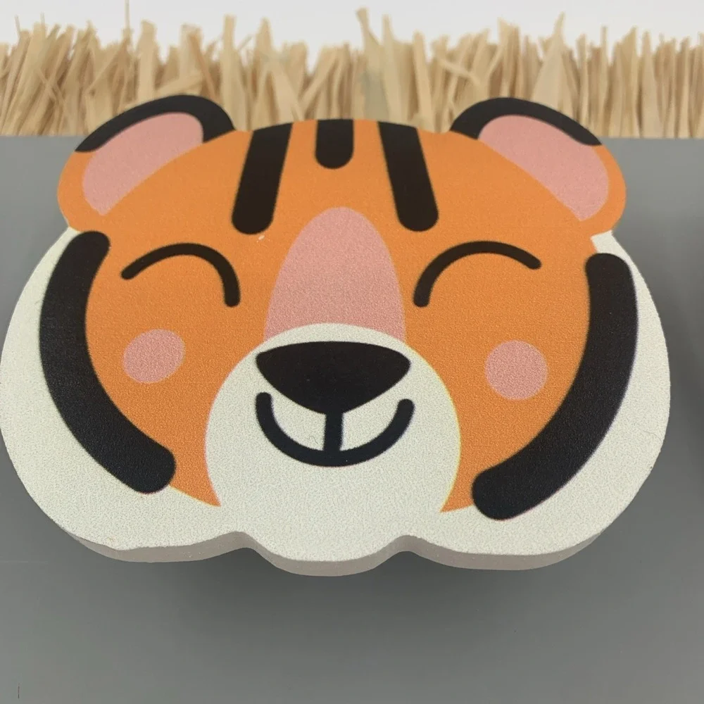 Tiny Dreamers Zoo Animal Hooks Wall Decor Hanging Coats Backpacks Hats Tiki